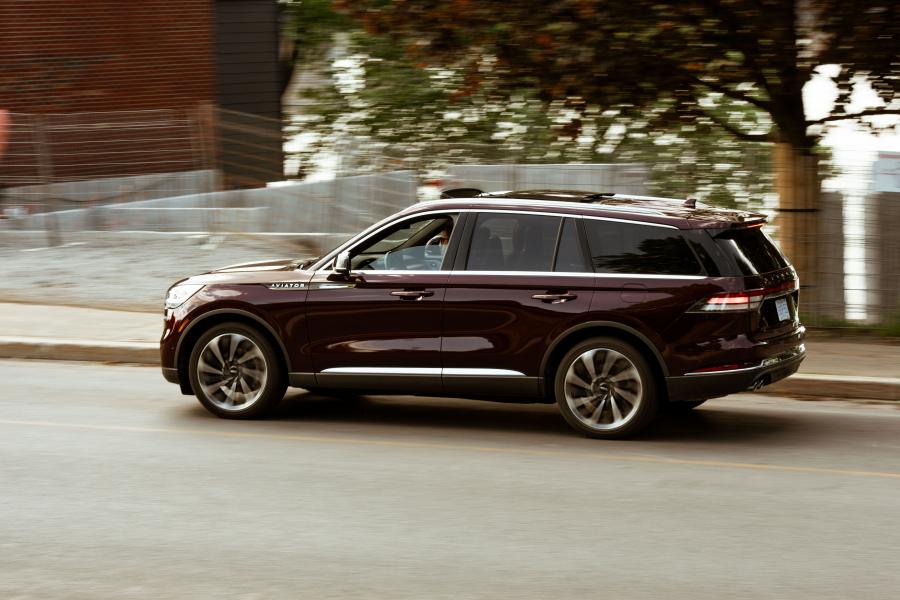  Lincoln Aviator Reserve 2019 года  (NA) (фото 6 из 20)